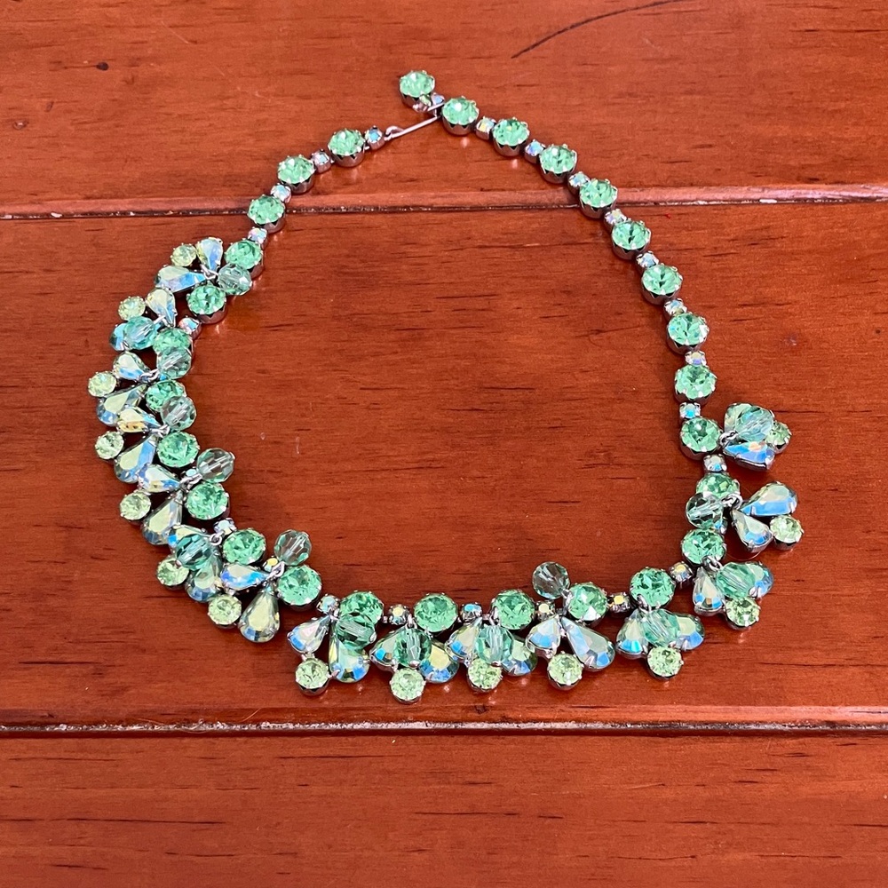 Green Weiss Costume Jewelry Necklace